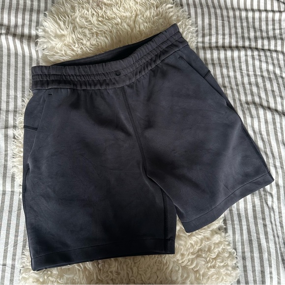 lululemon athletica Pants - lululemon softstreme shorts